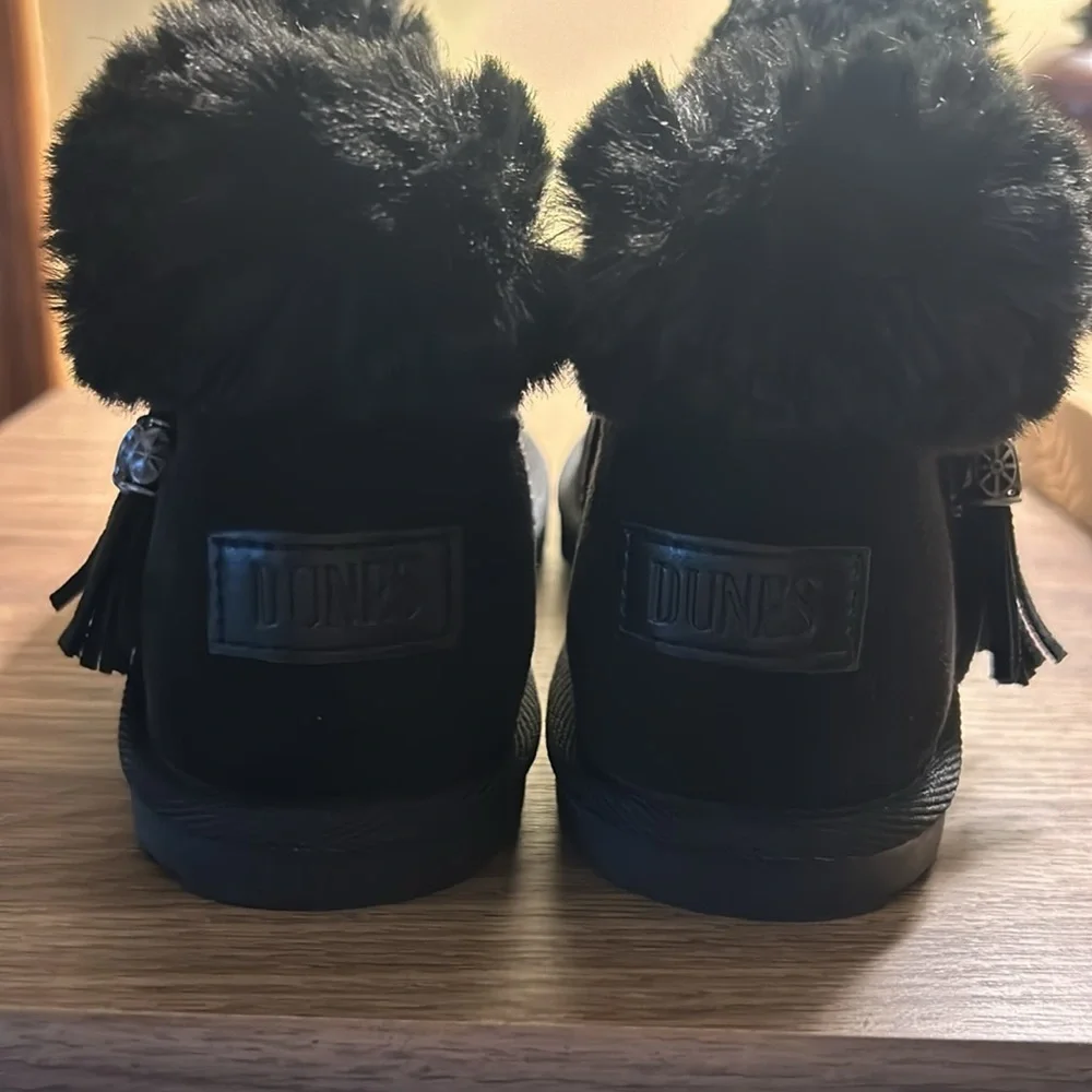 Dunes Women's Lennon Faux Fur bootie +Memory Foam